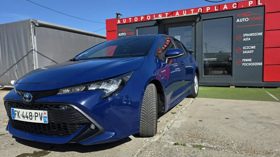 TOYOTA Corolla -