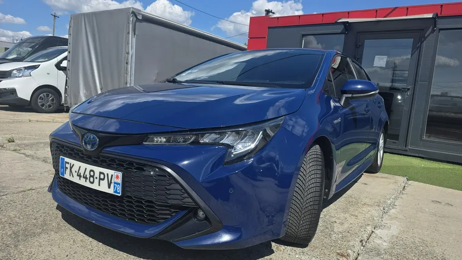 TOYOTA Corolla -