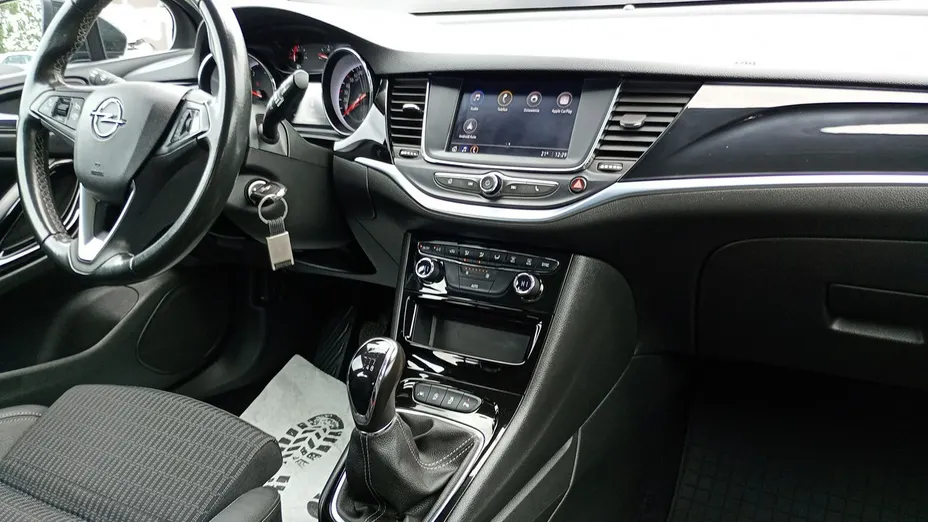 OPEL Astra -