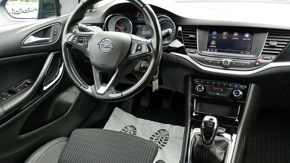 OPEL Astra -
