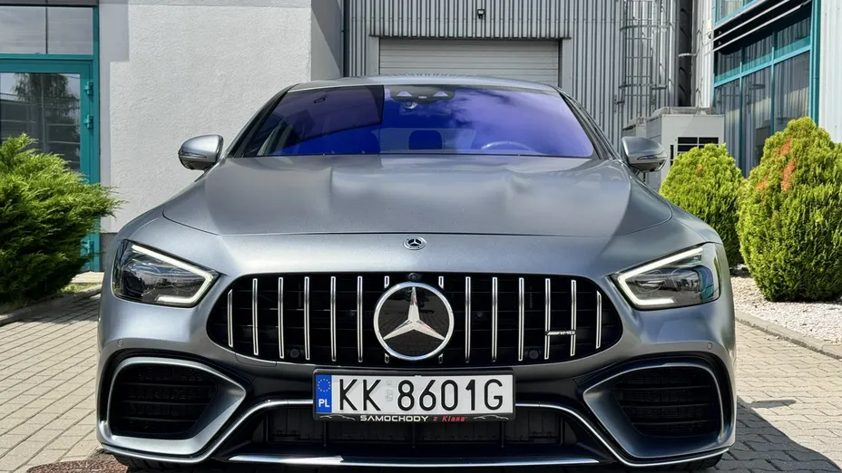 MERCEDES-BENZ AMG GT -