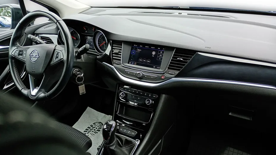 OPEL Astra -