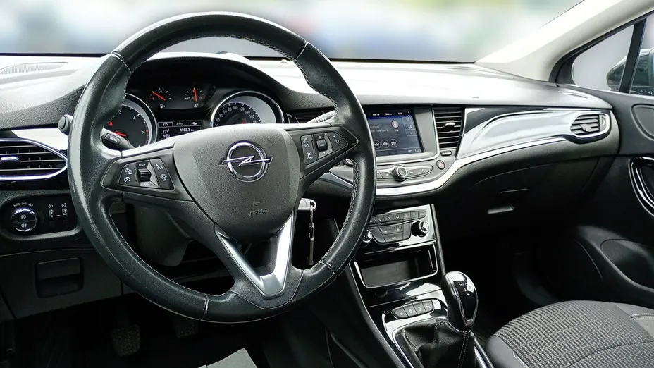 OPEL Astra -