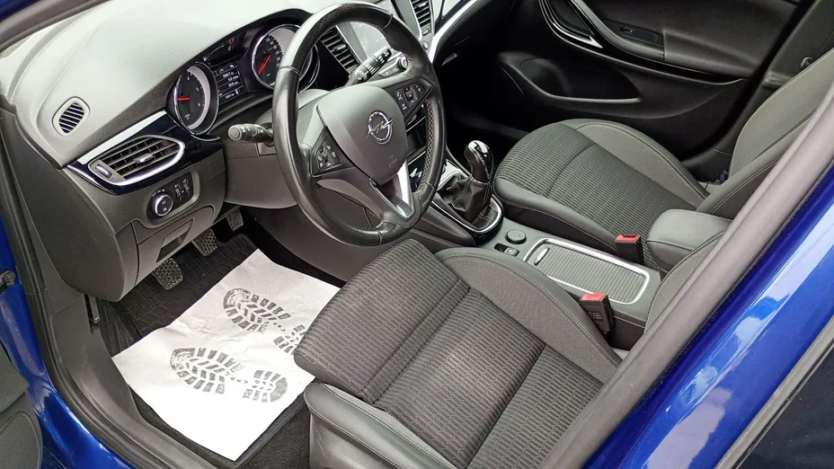 OPEL Astra -