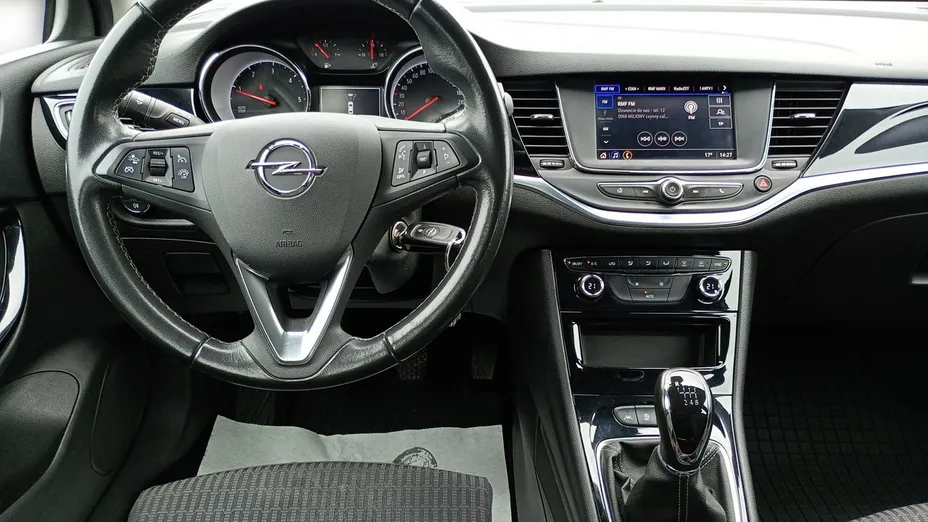 OPEL Astra -