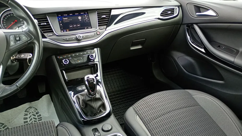 OPEL Astra -
