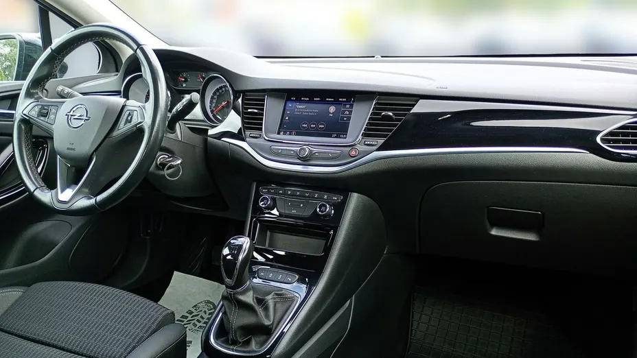 OPEL Astra -