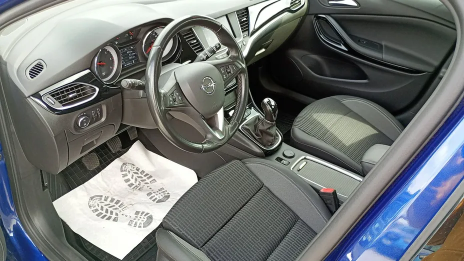 OPEL Astra -