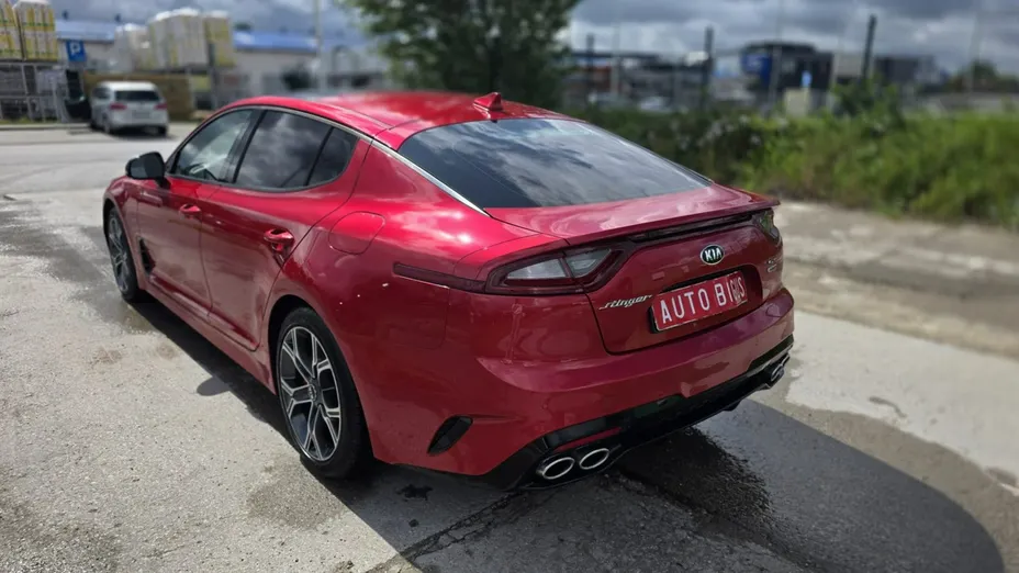 KIA Stinger -