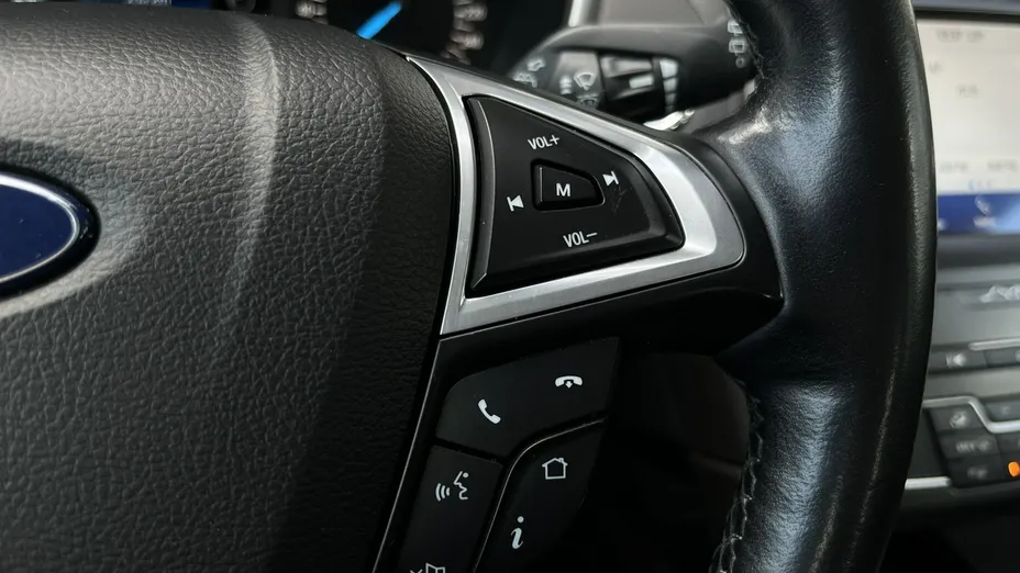 FORD Mondeo -