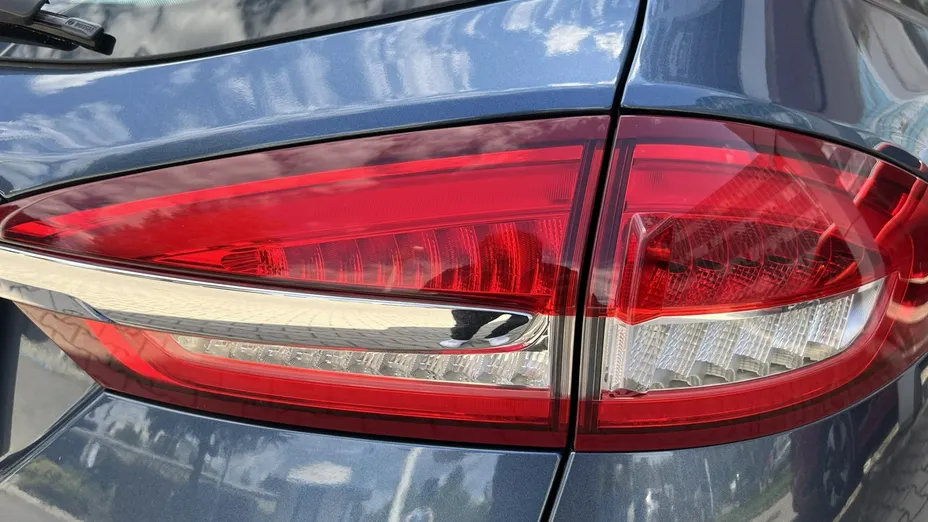 FORD Mondeo -