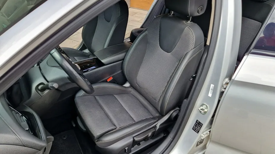 OPEL Insignia -