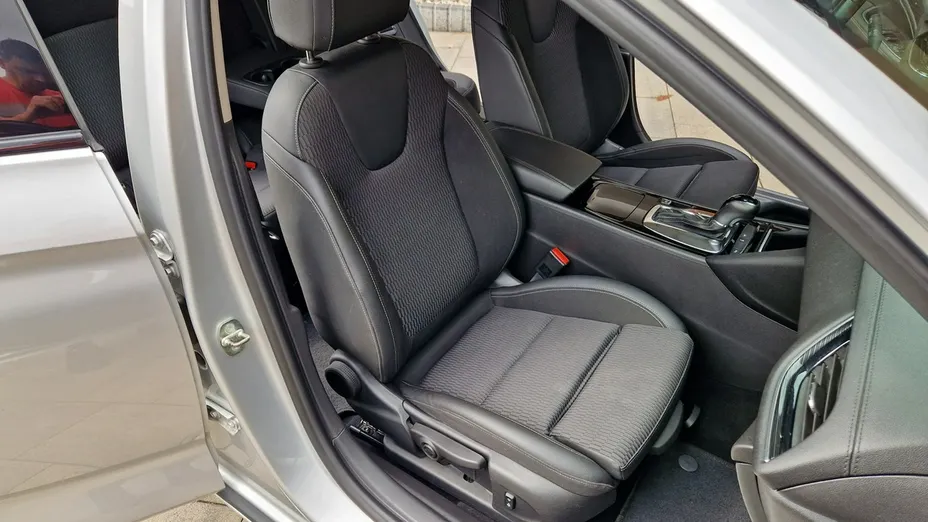 OPEL Insignia -