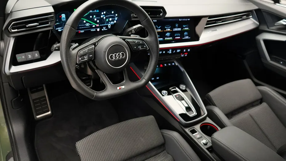 AUDI A3 Limousine -