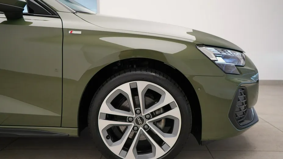AUDI A3 Limousine -