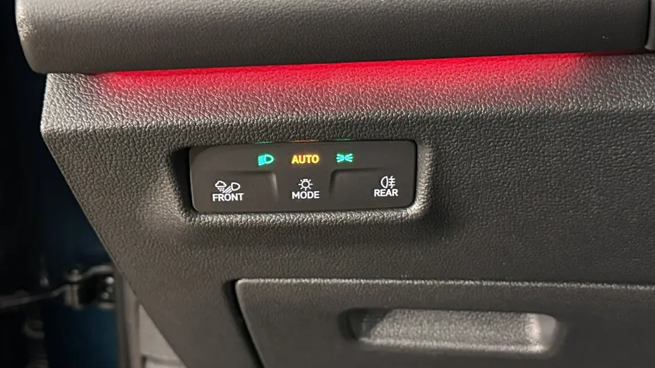 VOLKSWAGEN Tiguan -