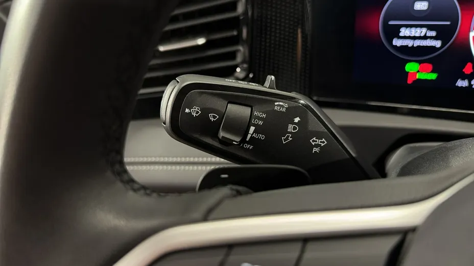 VOLKSWAGEN Tiguan -