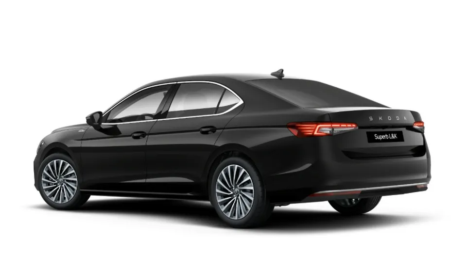 SKODA Superb -