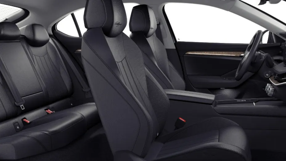 SKODA Superb -