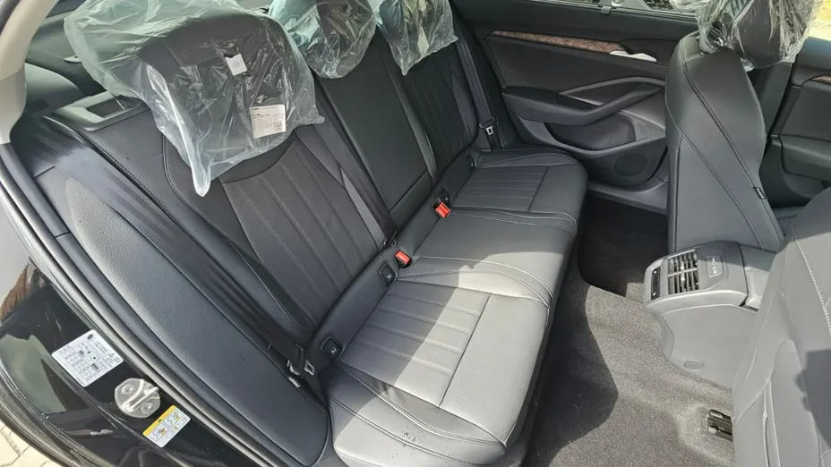 SKODA Superb -