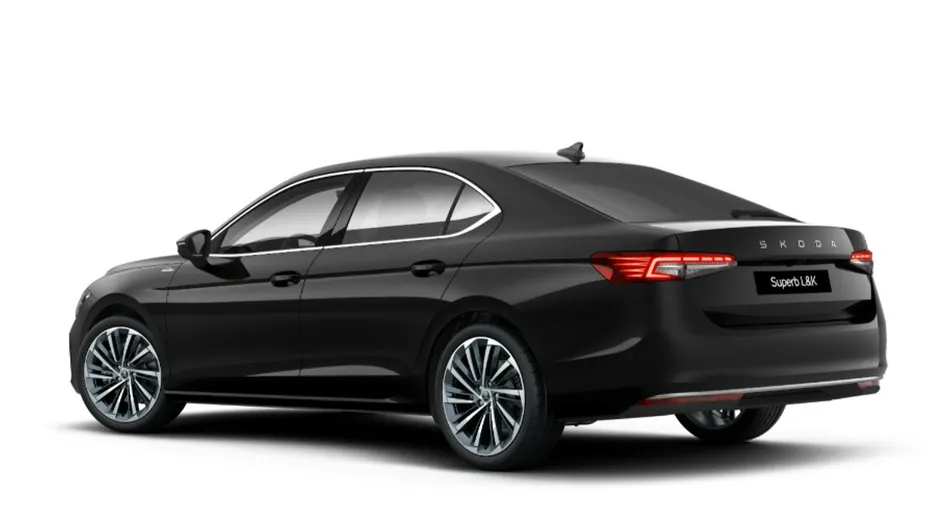 SKODA Superb -