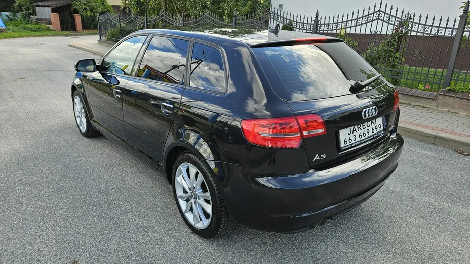 AUDI A3 -