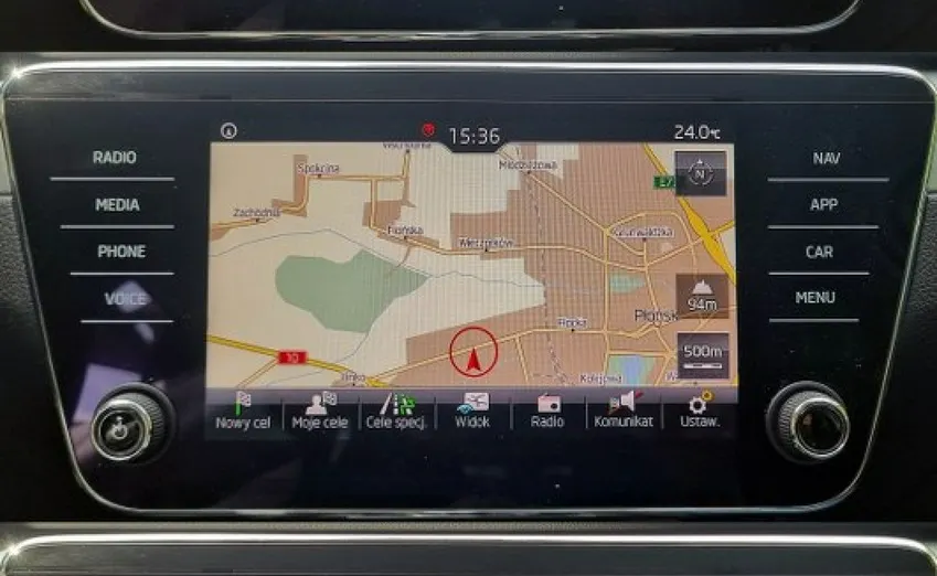 SKODA Superb -