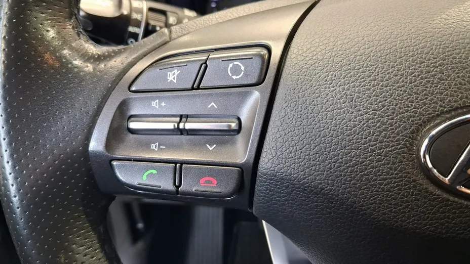 HYUNDAI i30 -