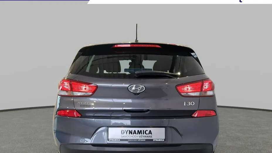 HYUNDAI i30 -