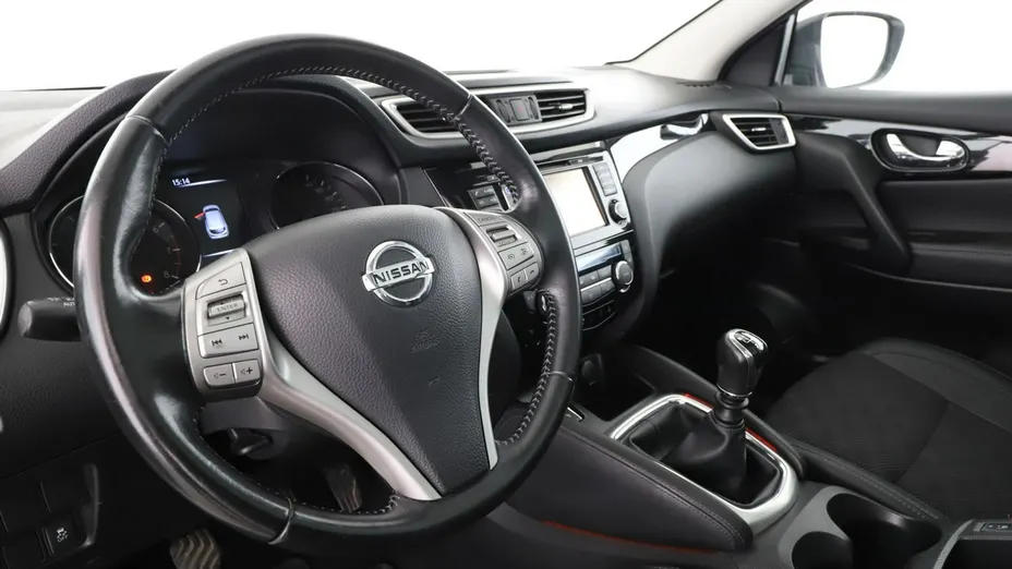 NISSAN Qashqai -