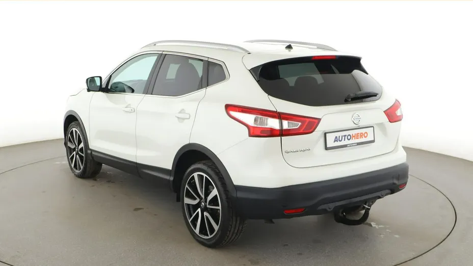 NISSAN Qashqai -