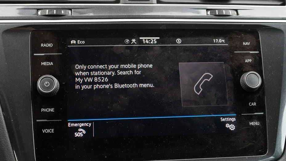 VOLKSWAGEN Tiguan -