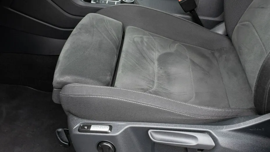 VOLKSWAGEN Tiguan -