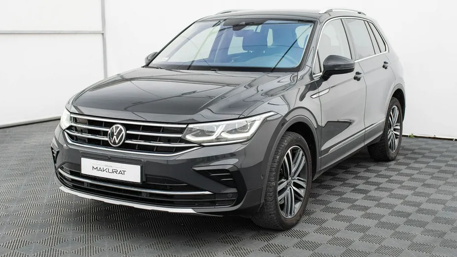 VOLKSWAGEN Tiguan -