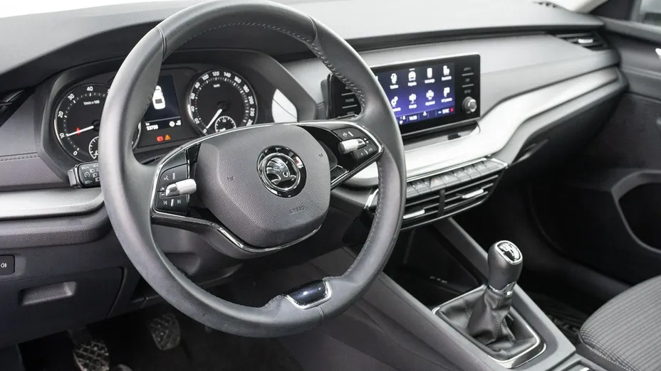 SKODA Octavia -