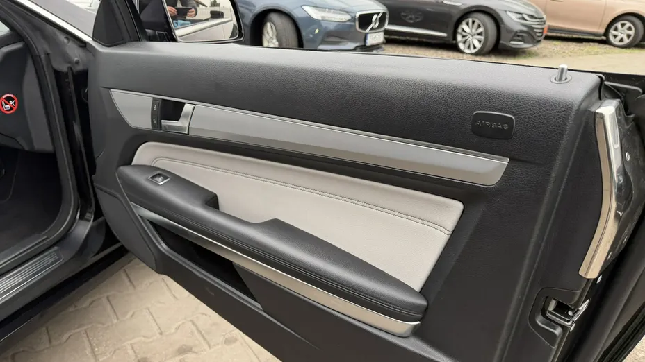 MERCEDES-BENZ E Klasa -