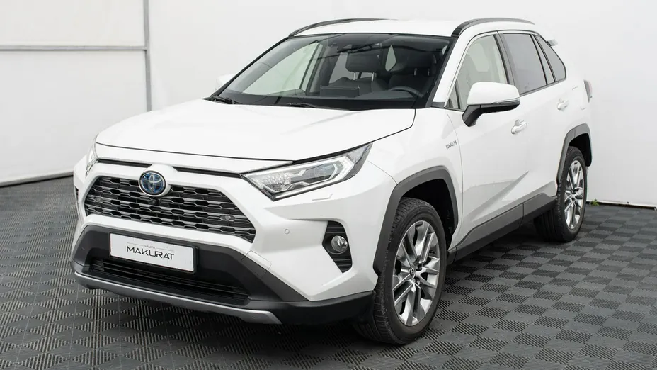 TOYOTA RAV4 -