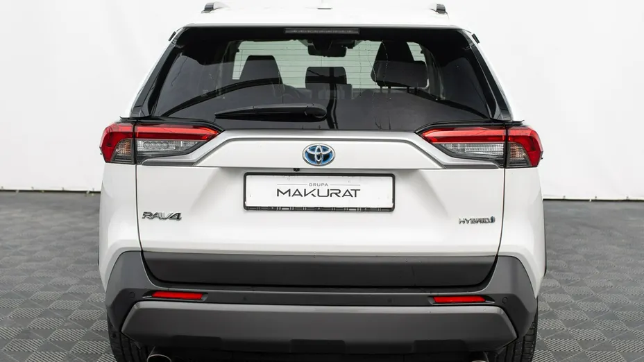 TOYOTA RAV4 -