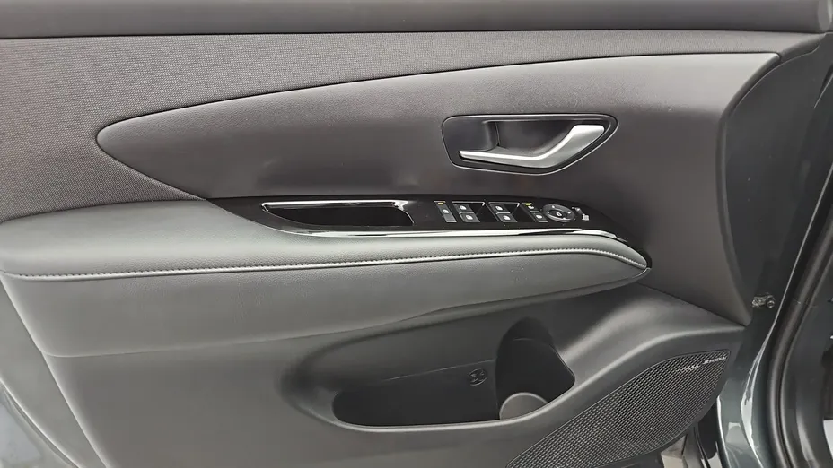 HYUNDAI Tucson -