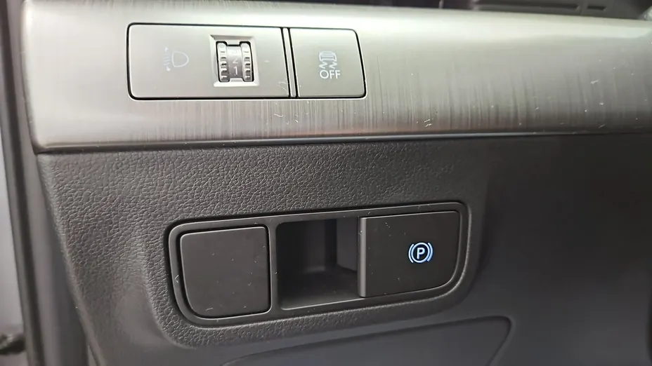 HYUNDAI Kona -