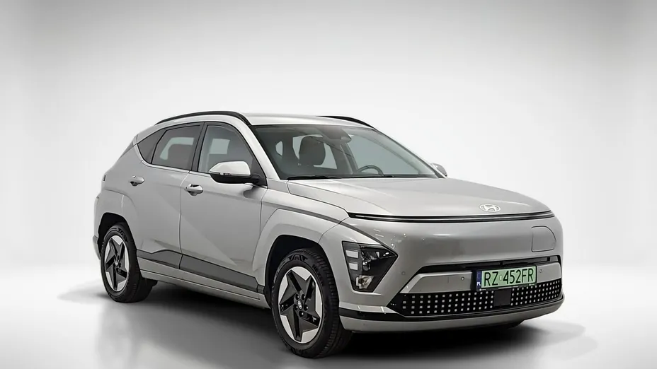 HYUNDAI Kona -