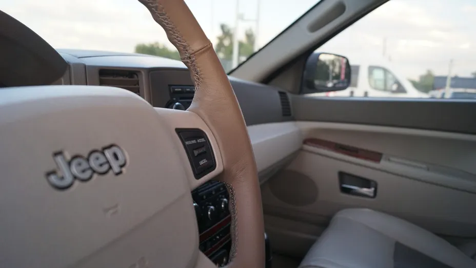 JEEP Grand Cherokee -