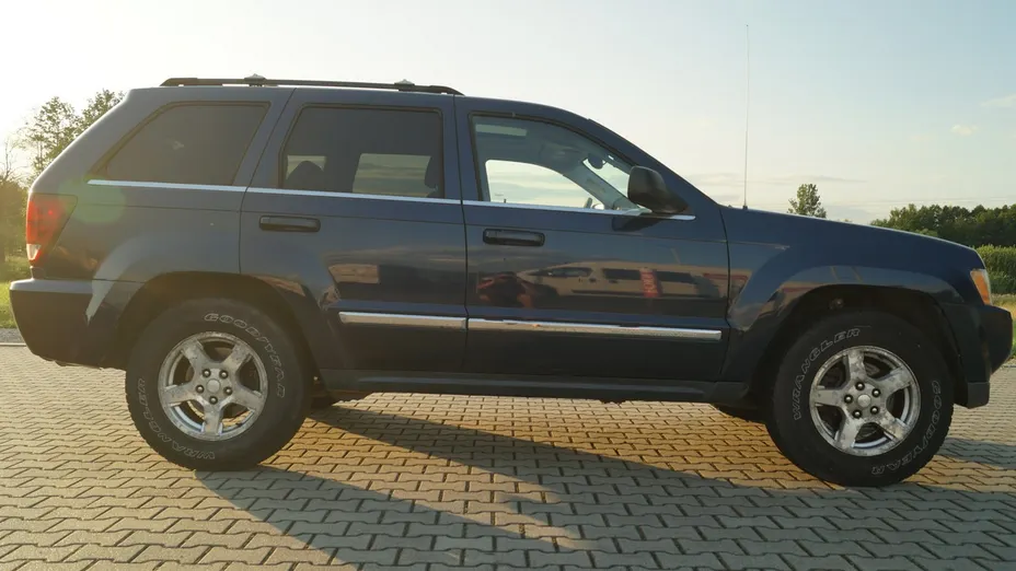 JEEP Grand Cherokee -