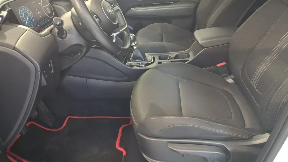 HYUNDAI Tucson -