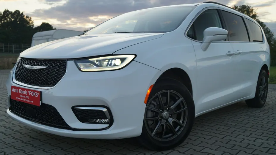 CHRYSLER Pacifica -