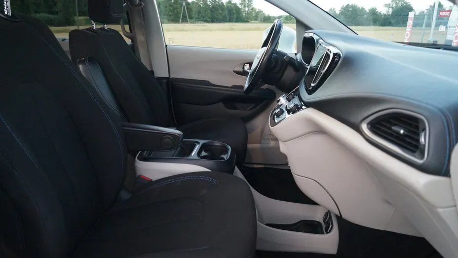 CHRYSLER Pacifica -
