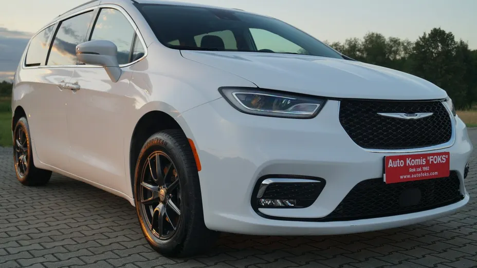 CHRYSLER Pacifica -