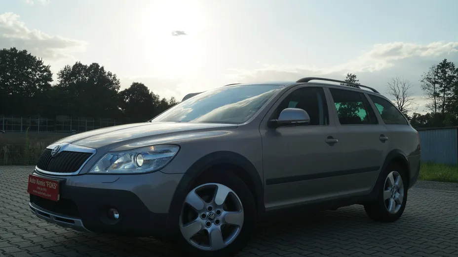 SKODA Octavia -