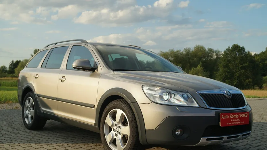 SKODA Octavia -