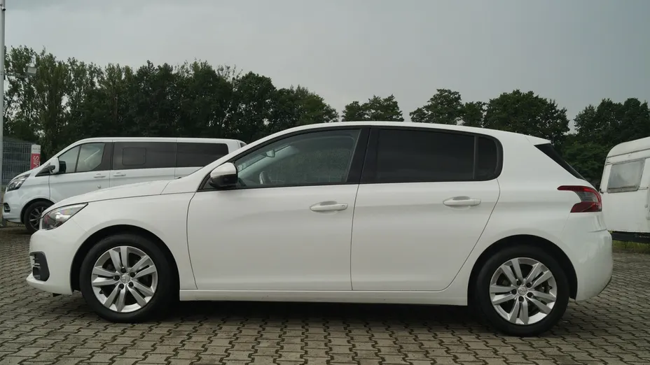 PEUGEOT 308 -